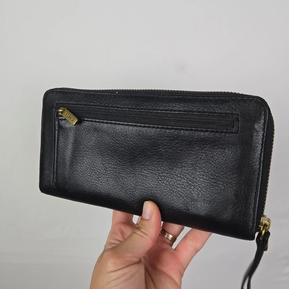 fossil black wallet zip around